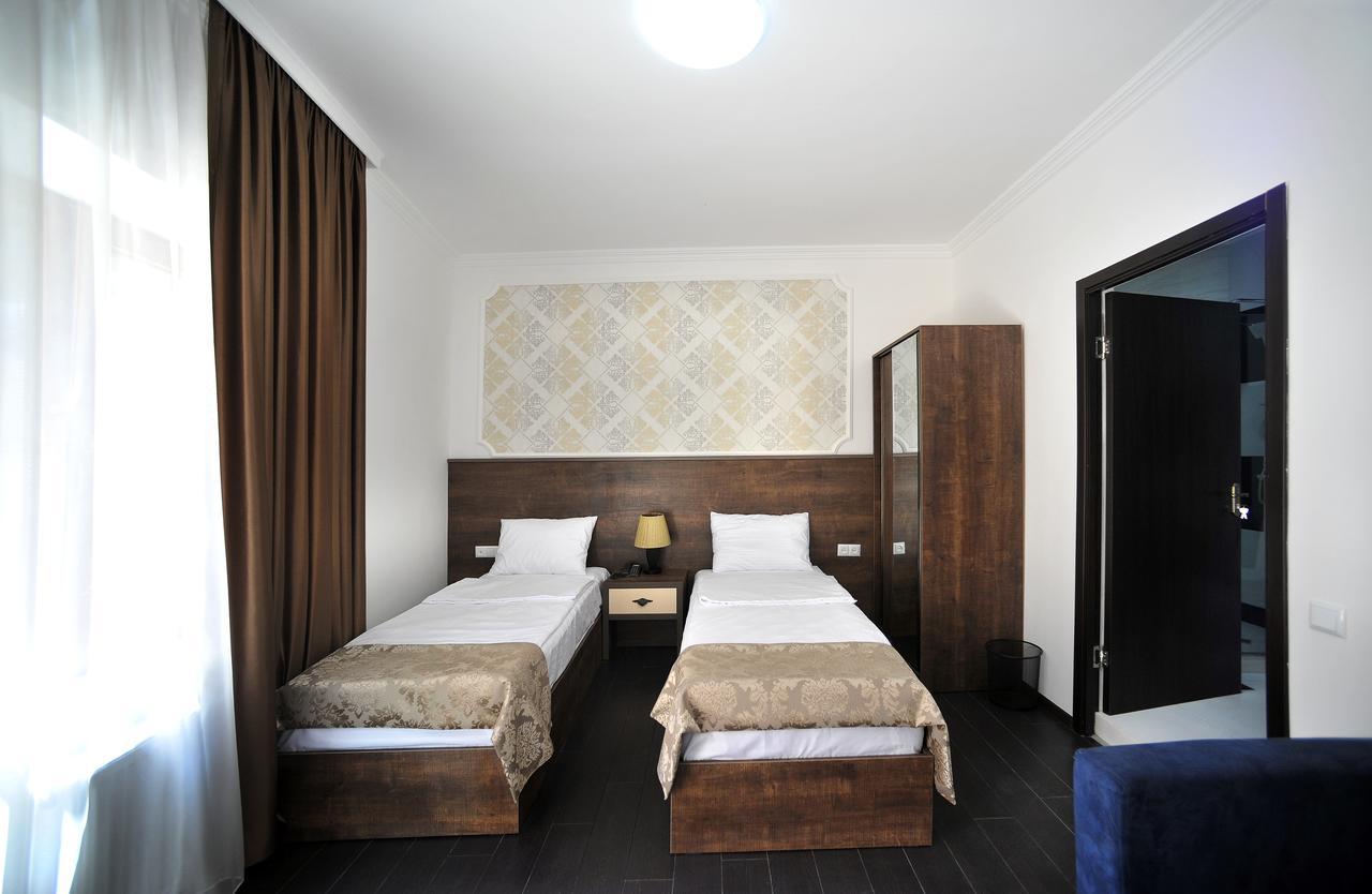 Rk City Hotel Tiflis Exterior foto