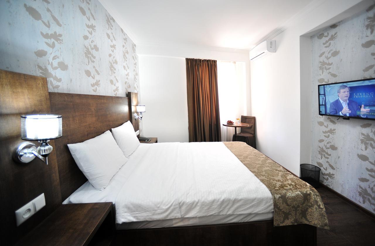 Rk City Hotel Tiflis Exterior foto