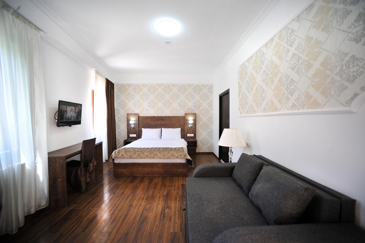 Rk City Hotel Tiflis Exterior foto