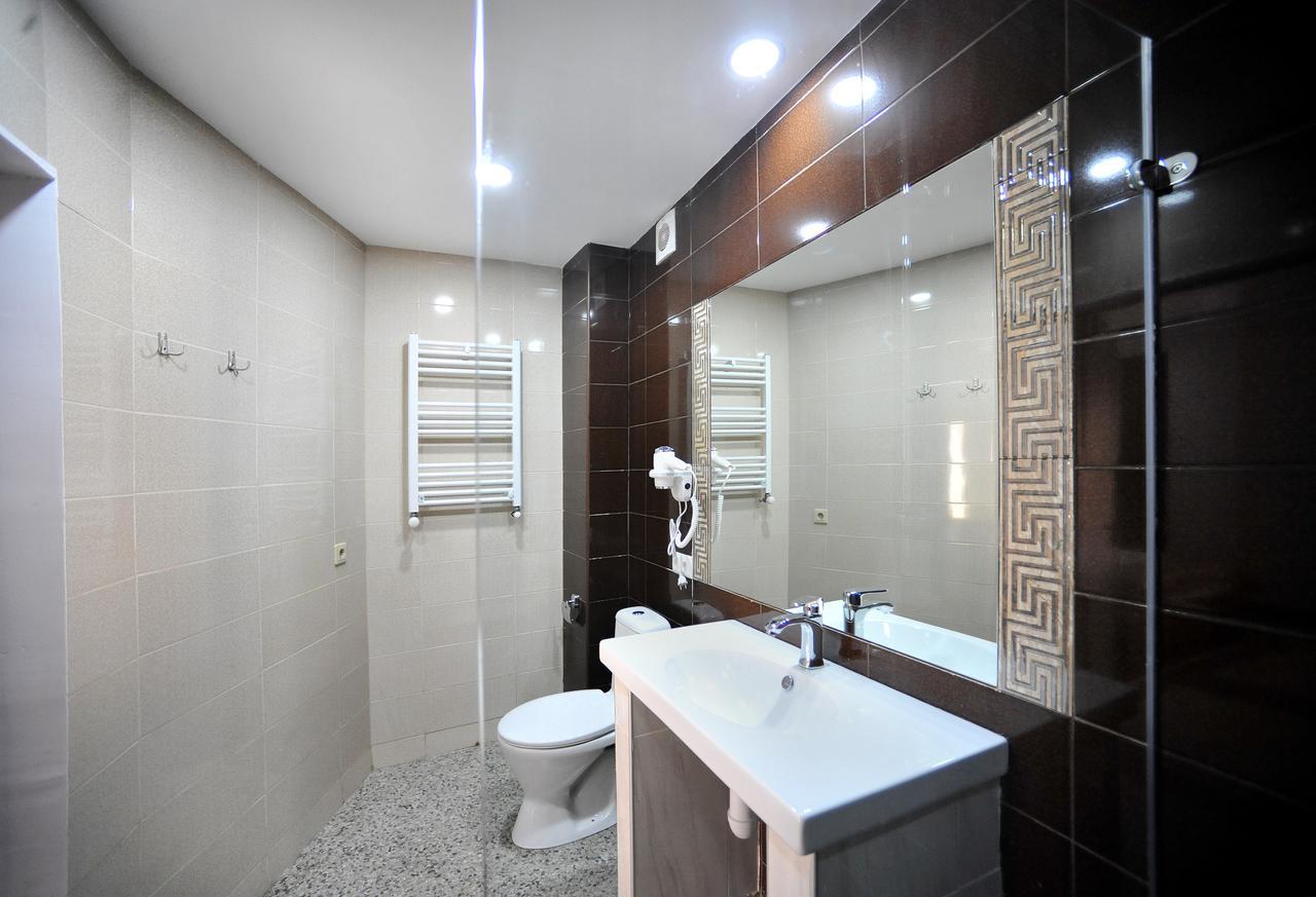 Rk City Hotel Tiflis Exterior foto